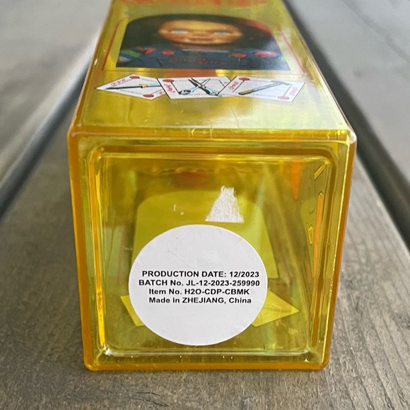 Universal City Studios 2023 Chucky 16 OZ Milk Cartoon Water Bottle - Picture 15 of 16